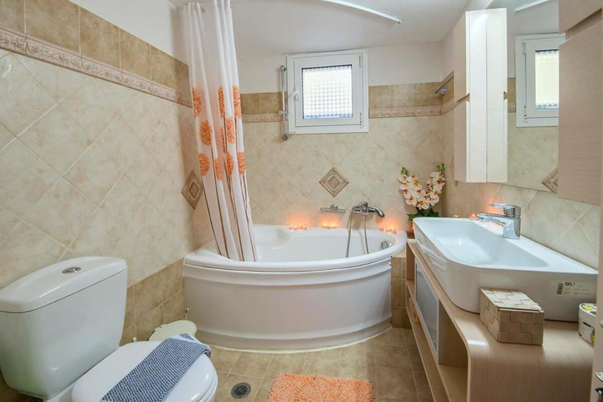 Paxoi Serene Oasis - Mylos Mediterranean Charm Arvanitakeika Eksteriør billede