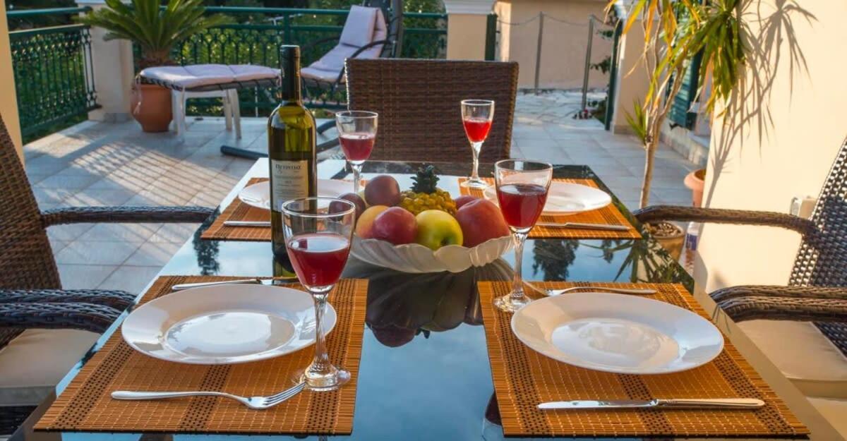 Paxoi Serene Oasis - Mylos Mediterranean Charm Arvanitakeika Eksteriør billede