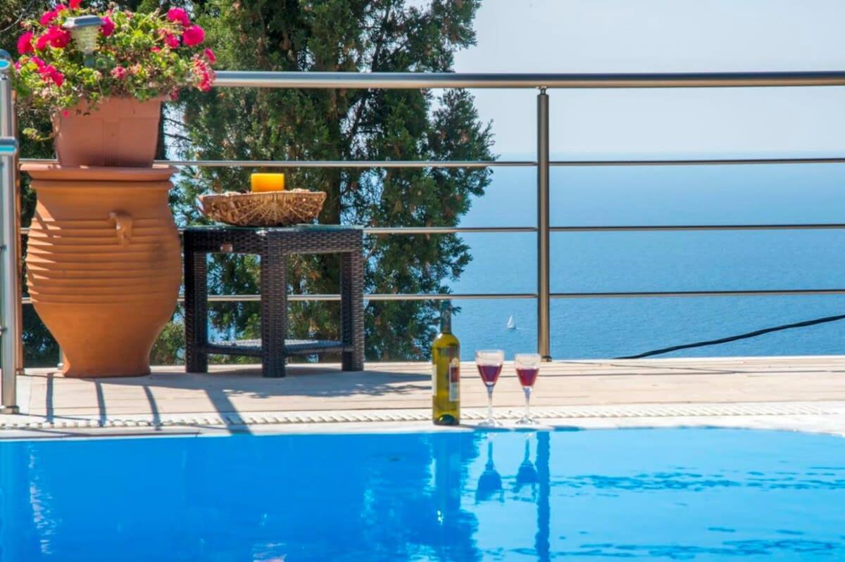 Paxoi Serene Oasis - Mylos Mediterranean Charm Arvanitakeika Eksteriør billede