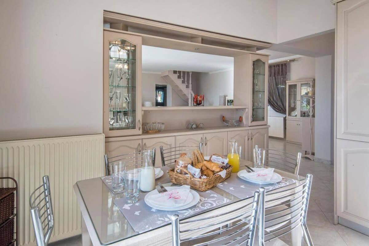 Paxoi Serene Oasis - Mylos Mediterranean Charm Arvanitakeika Eksteriør billede